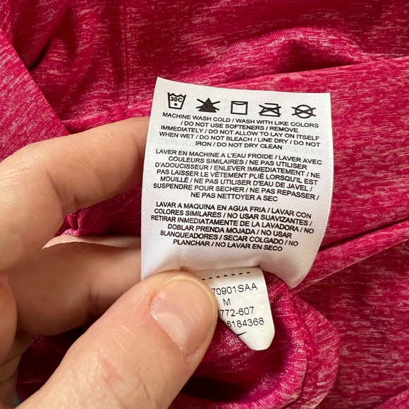 Women’s Nike Tank Top - Picture 5 of 6